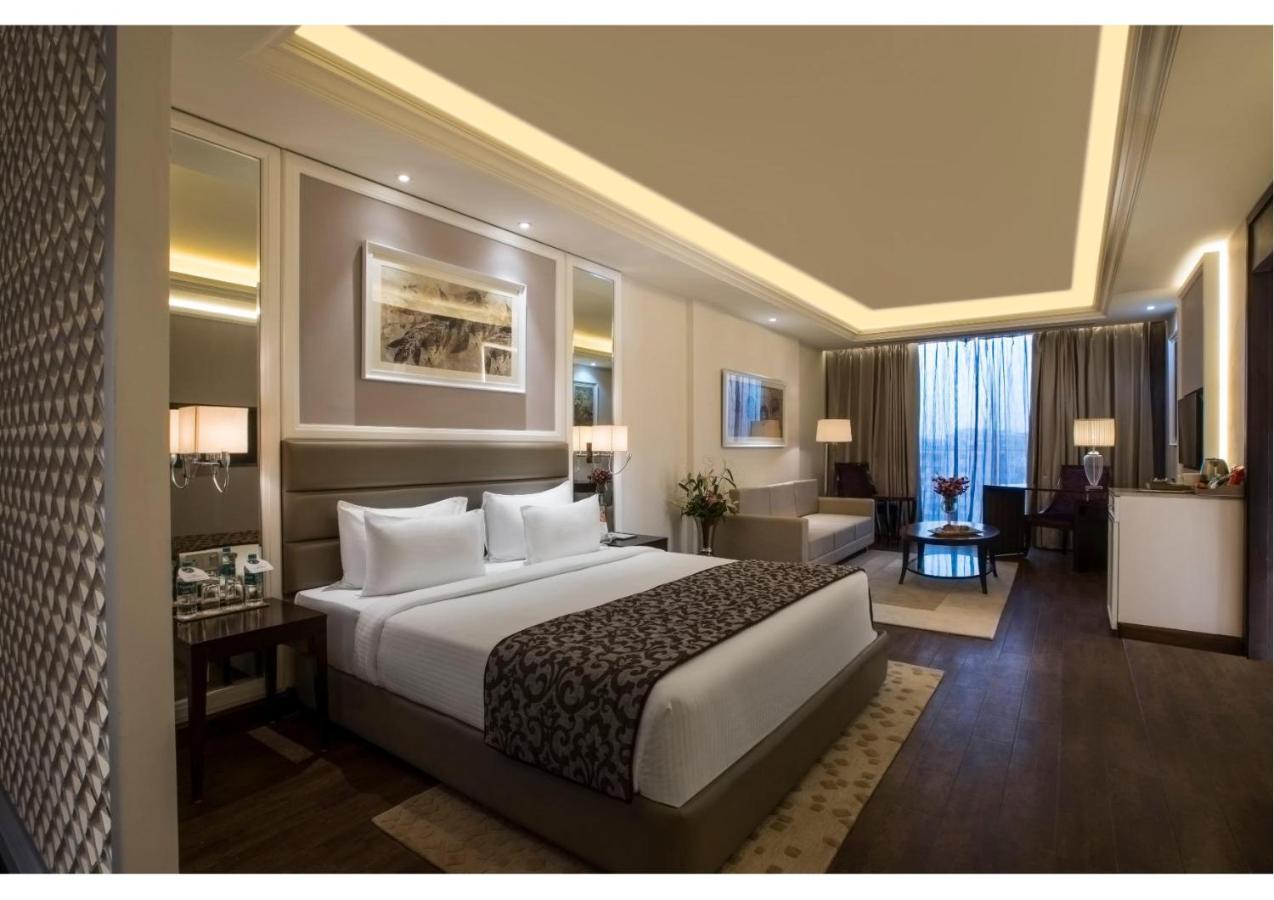 Singhania Sarovar Portico Raipur  Exterior photo