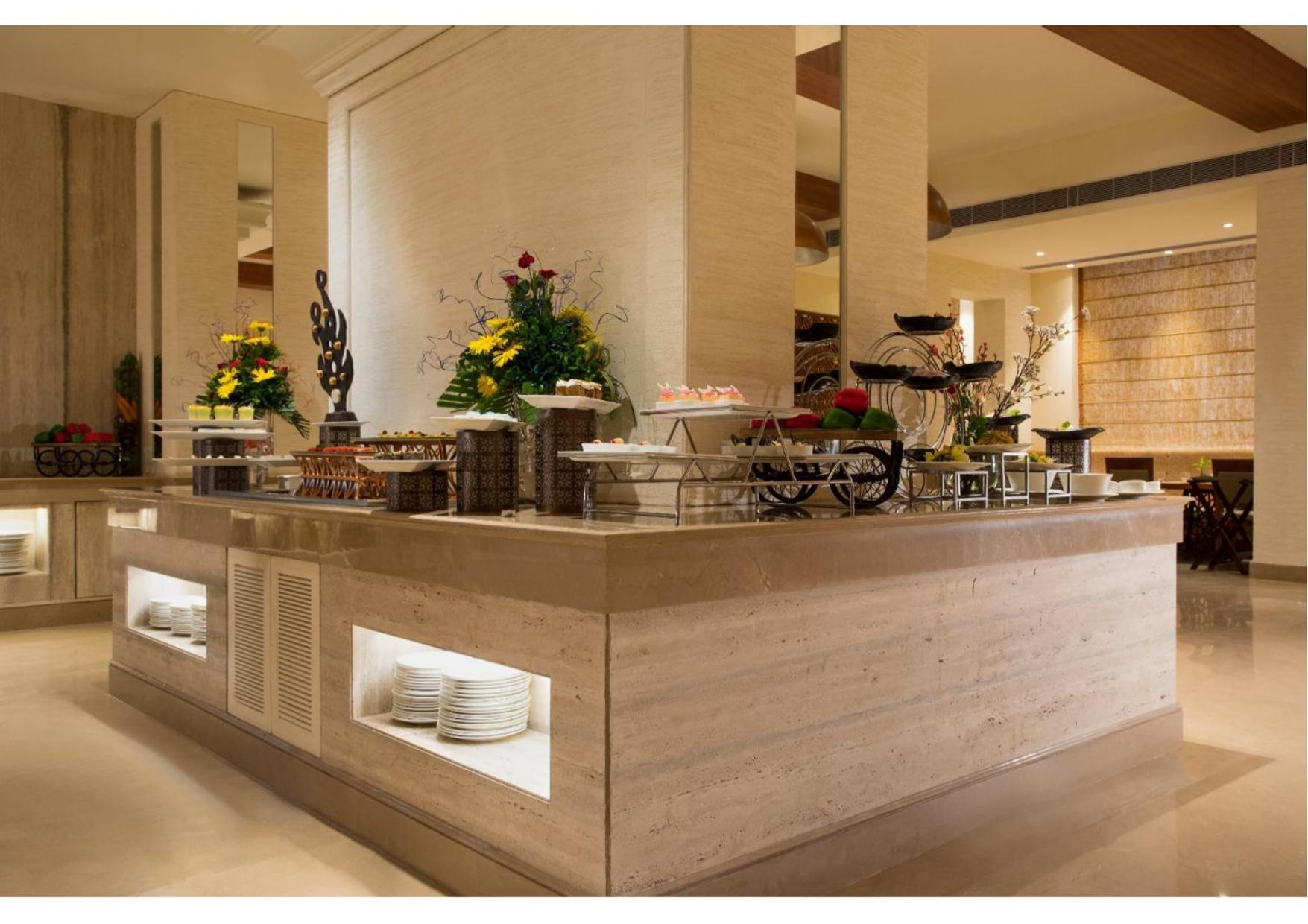 Singhania Sarovar Portico Raipur  Exterior photo